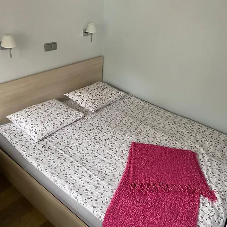 アパート W Pucku